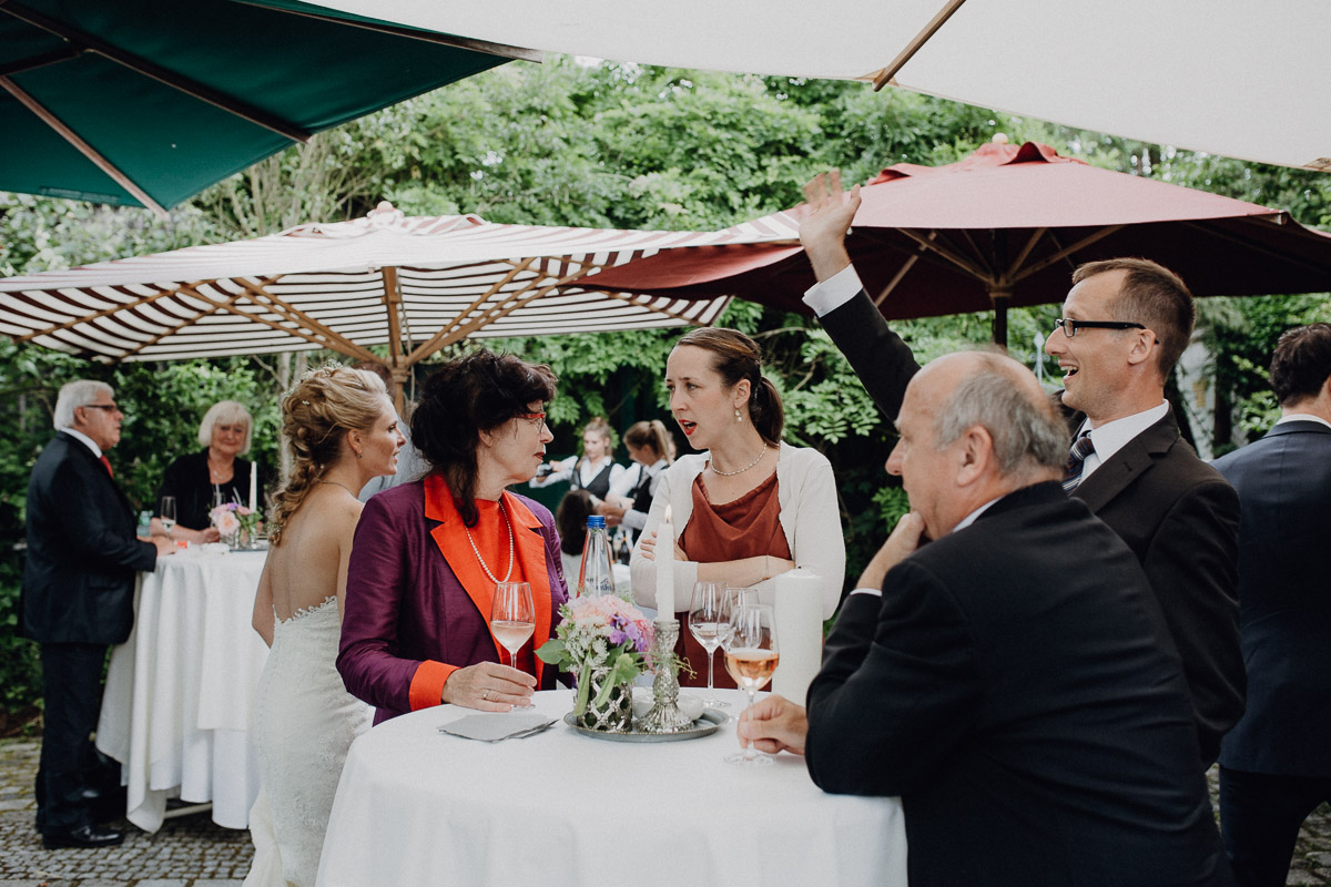 Hochzeitsreportage, Alte Gärtnerei, Taufkirchen, München, Bayern, https://www.hochzeitsfotografin-muenchen.eu/