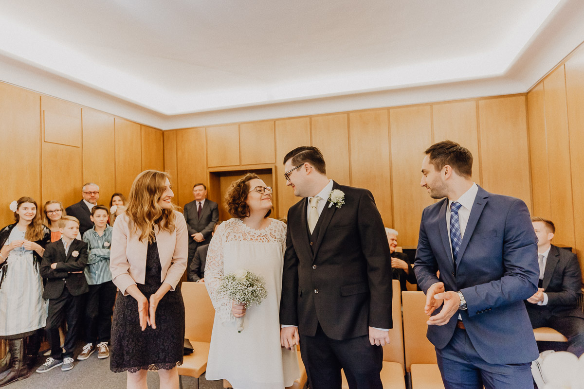 Trauung, Mandlstrasse, München, Bayern, https://www.hochzeitsfotografin-muenchen.eu/