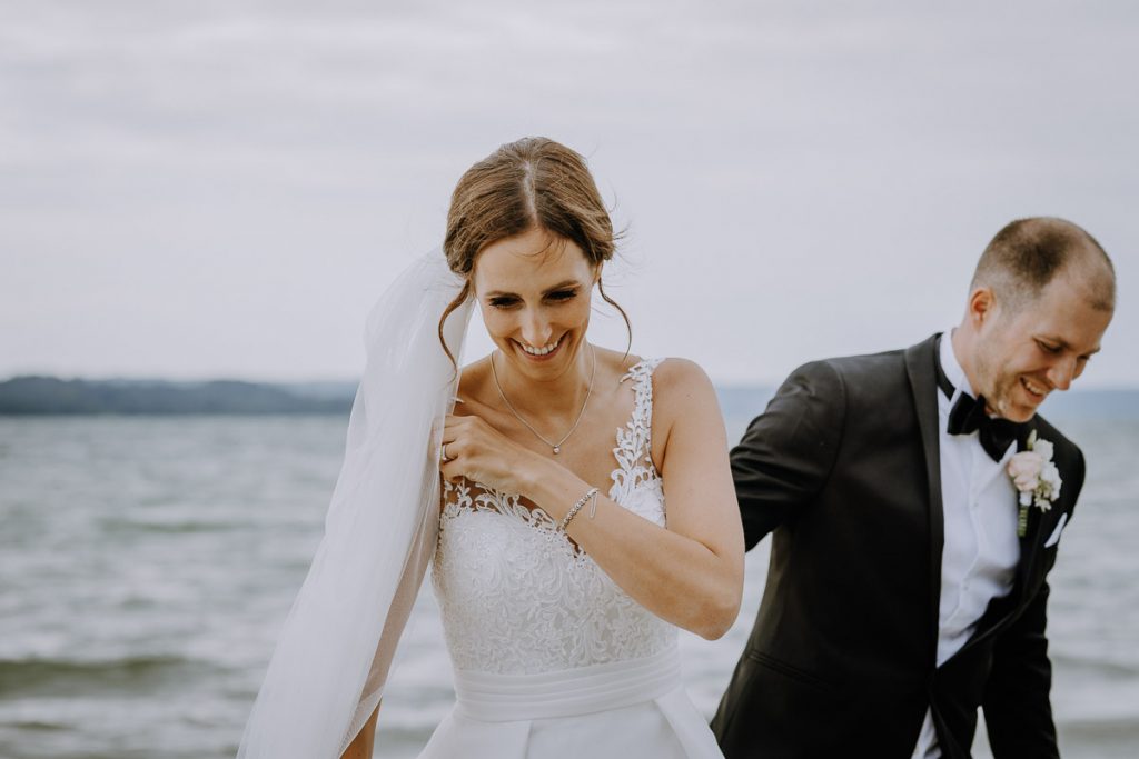 Hochzeitsfotoshooting, Paarshooting, Zum kleinen Seehaus, Münsing, Starnberger See, https://www.hochzeitsfotografin-muenchen.eu/