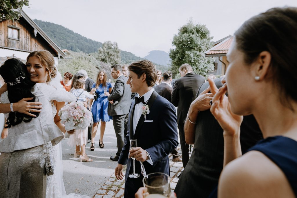 Hochzeitsreportage, Trauung, Christuskirche, Tegernsee, https://www.hochzeitsfotografin-muenchen.eu/