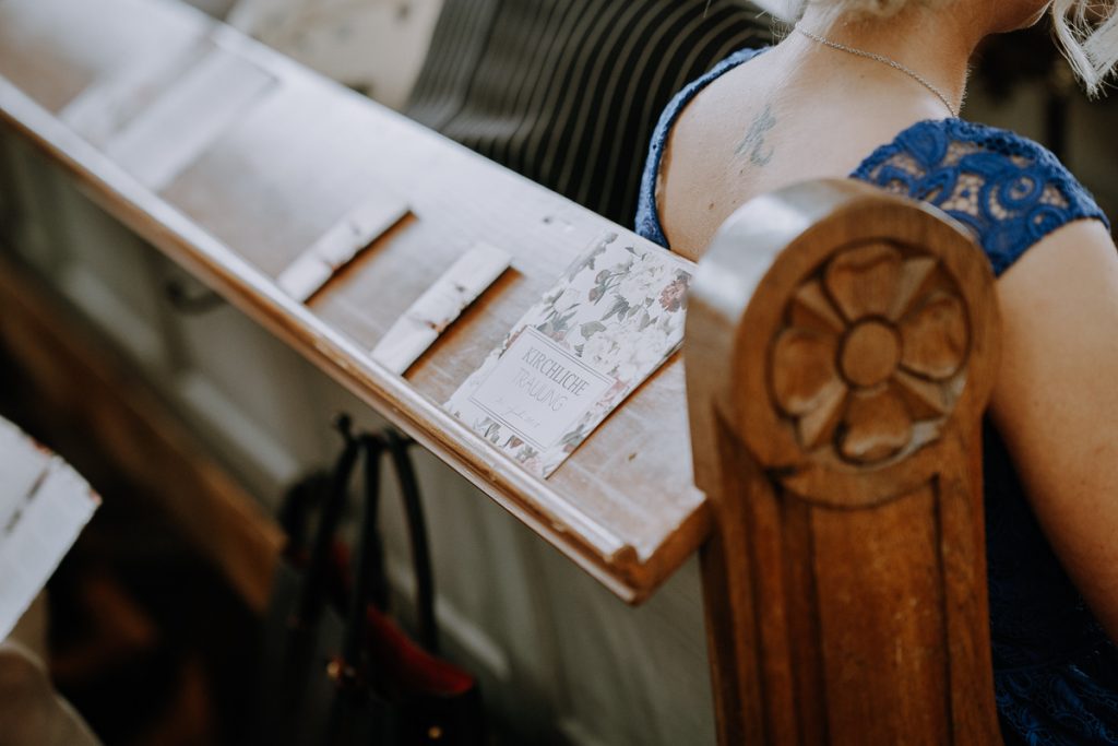 Hochzeitsreportage, Trauung, Christuskirche, Tegernsee, https://www.hochzeitsfotografin-muenchen.eu/