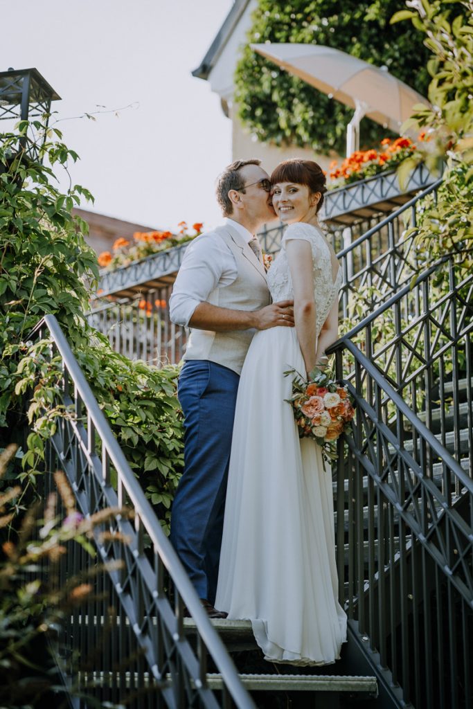 Hochzeitsreportage, Paarshooting, Gutsgasthof Stangl, Vaterstetten, https://www.hochzeitsfotografin-muenchen.eu/