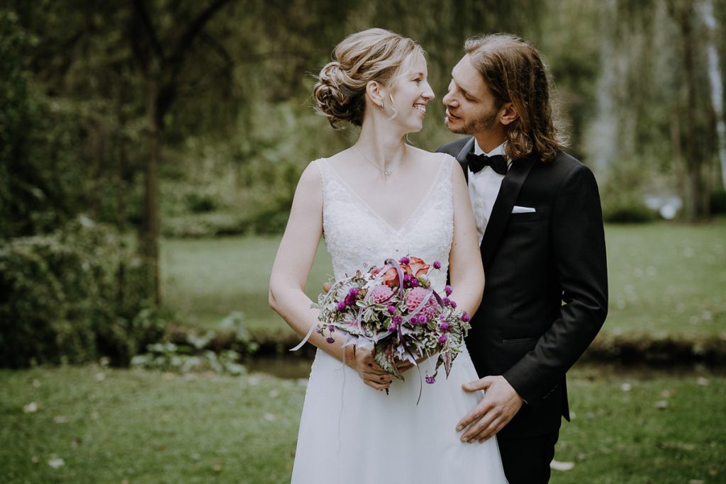 Hochzeitsfotoshooting, Paarshooting, Insel Mühle Hotel, München, https://www.hochzeitsfotografin-muenchen.eu/