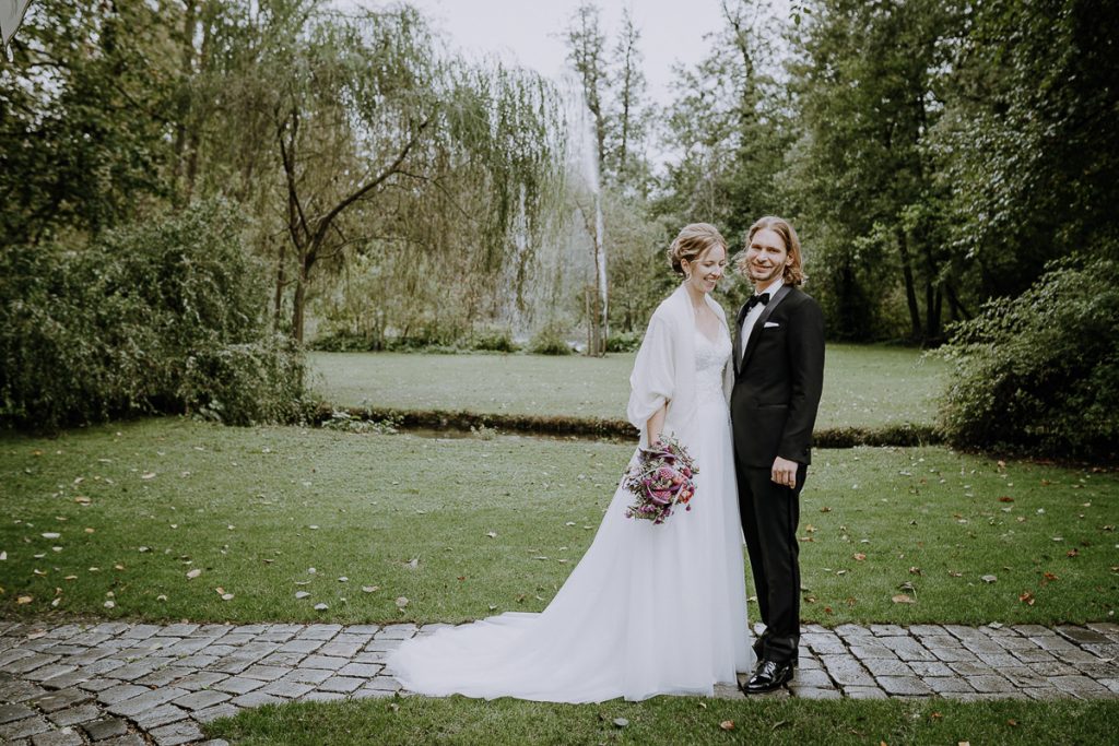 Hochzeitsfotoshooting, Paarshooting, Insel Mühle Hotel, München, https://www.hochzeitsfotografin-muenchen.eu/