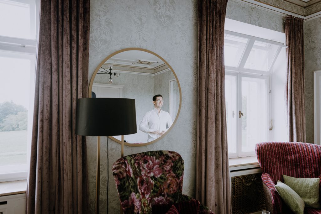 Hochzeitsreportage, Vorbereitung, getting ready, Schloß Höhenried, https://www.hochzeitsfotografin-muenchen.eu/