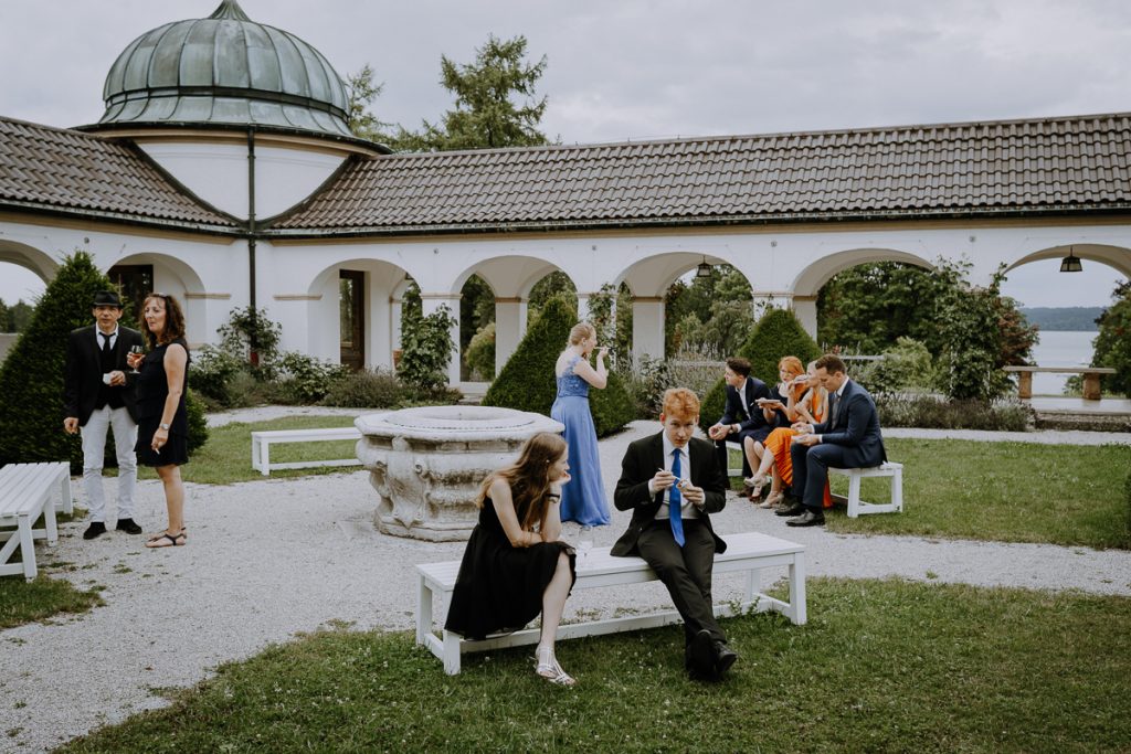 Hochzeitsreportage, Feier, Schloß Höhenried, https://www.hochzeitsfotografin-muenchen.eu/