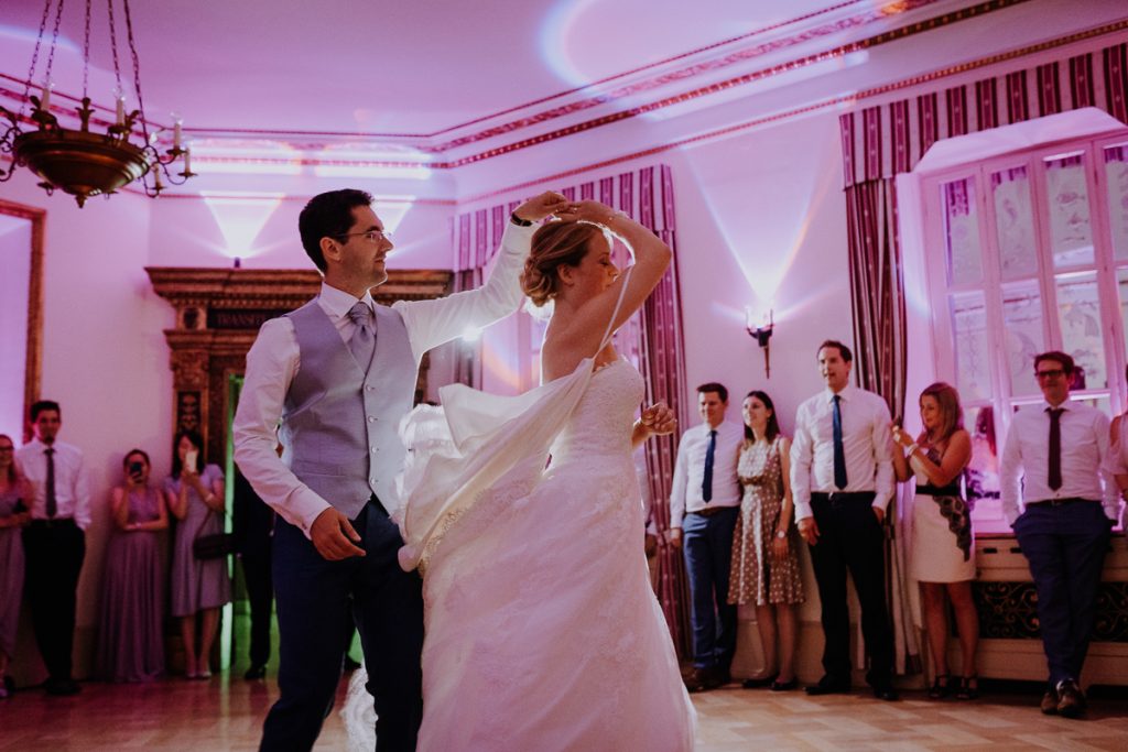 Hochzeitsreportage, Hochzeitsfeier, Schloß Höhenried, https://www.hochzeitsfotografin-muenchen.eu/