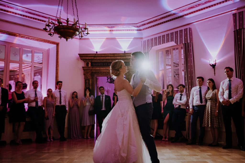 Hochzeitsreportage, Hochzeitsfeier, Schloß Höhenried, https://www.hochzeitsfotografin-muenchen.eu/