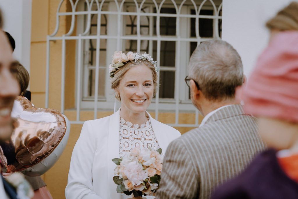 Hochzeitsreportage, Standesamt, Mandlstrasse, Muenchen, https://www.hochzeitsfotografin-muenchen.eu/